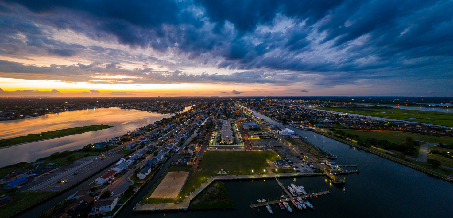 Panoramic Image of Brentwood, NY